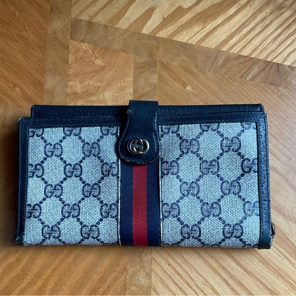Gucci Handbags - Vintage gucci ophidia wallet navy blue